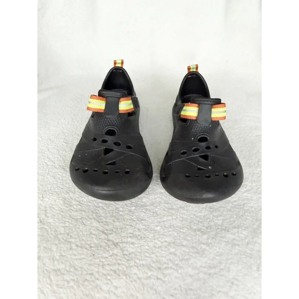 Childrens place Toddler boy shoes size 11 Casual Sandals Play Black